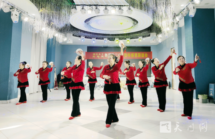 家门口的 “文化大餐”