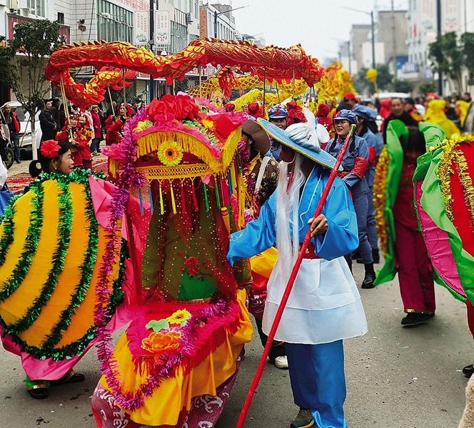 龙腾狮跃闹元宵